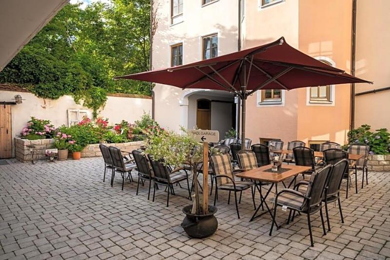 Zum Dallmayr Hotel Garni image