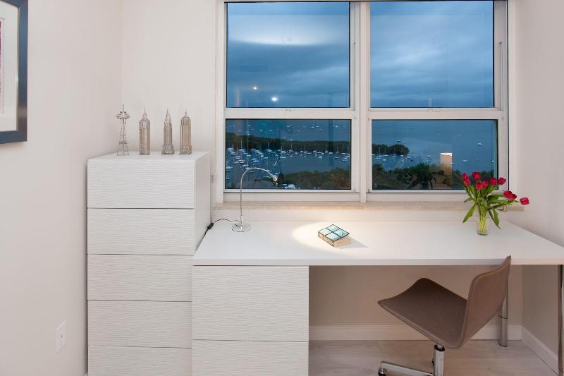 Miami Vacation Rentals Coconut Grove image