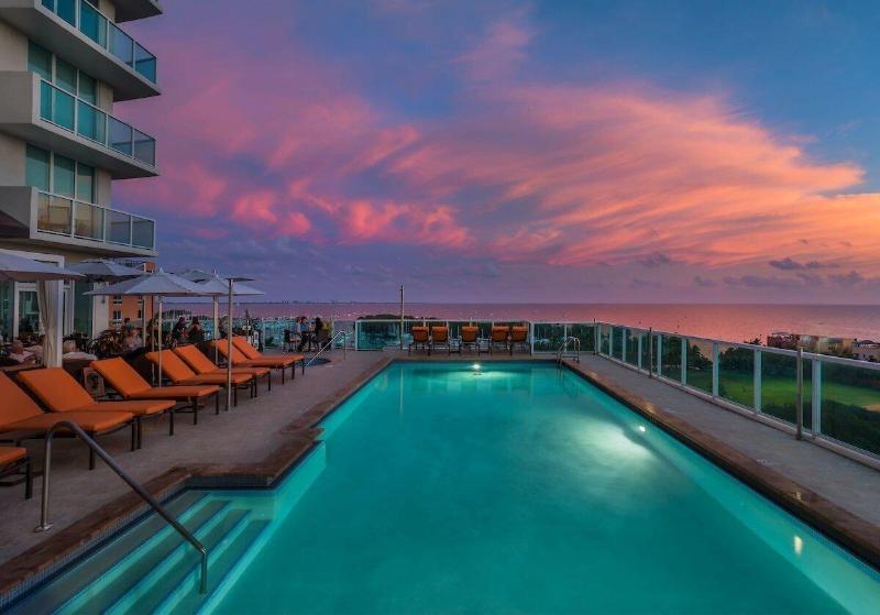 Miami Vacation Rentals Coconut Grove image