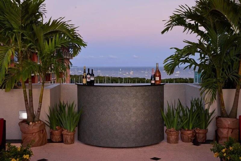 Miami Vacation Rentals Coconut Grove image