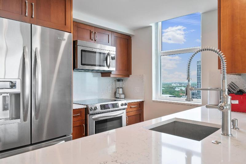 Miami Vacation Rentals Coconut Grove image