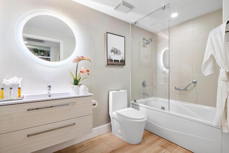 Miami Vacation Rentals Coconut Grove image