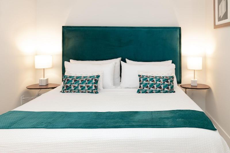 Miami Vacation Rentals Coconut Grove image