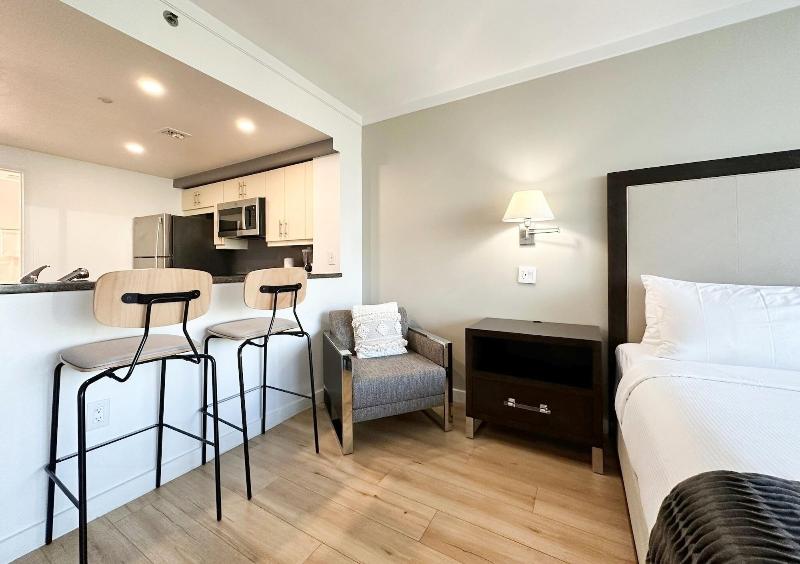 Miami Vacation Rentals Coconut Grove image