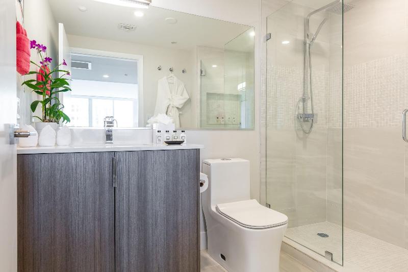 Miami Vacation Rentals Coconut Grove image