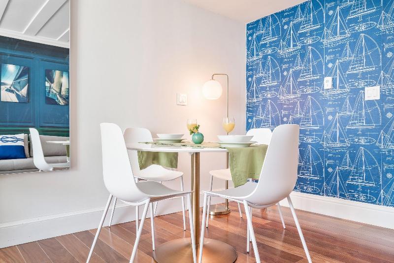 Miami Vacation Rentals Coconut Grove image