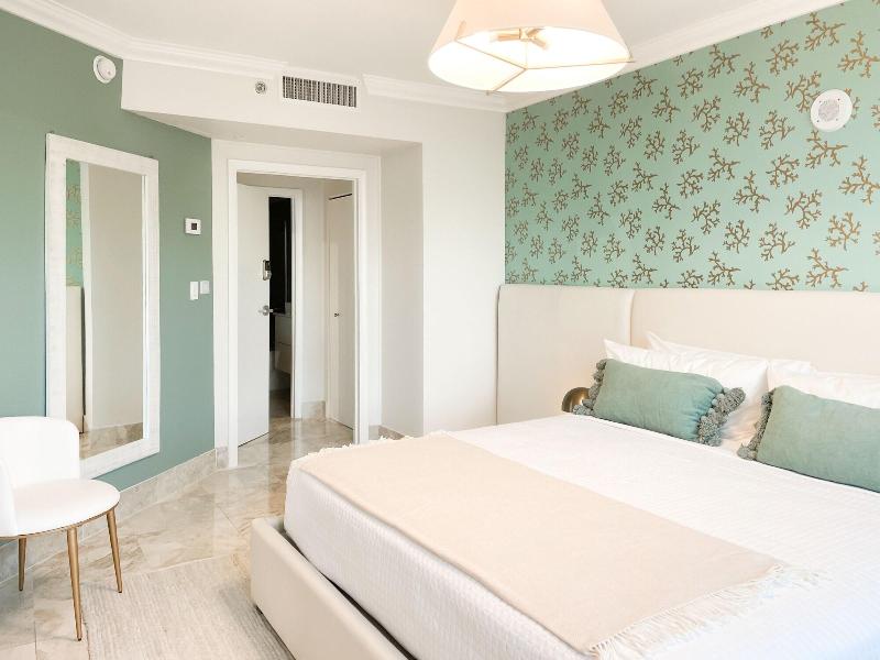 Miami Vacation Rentals Coconut Grove image