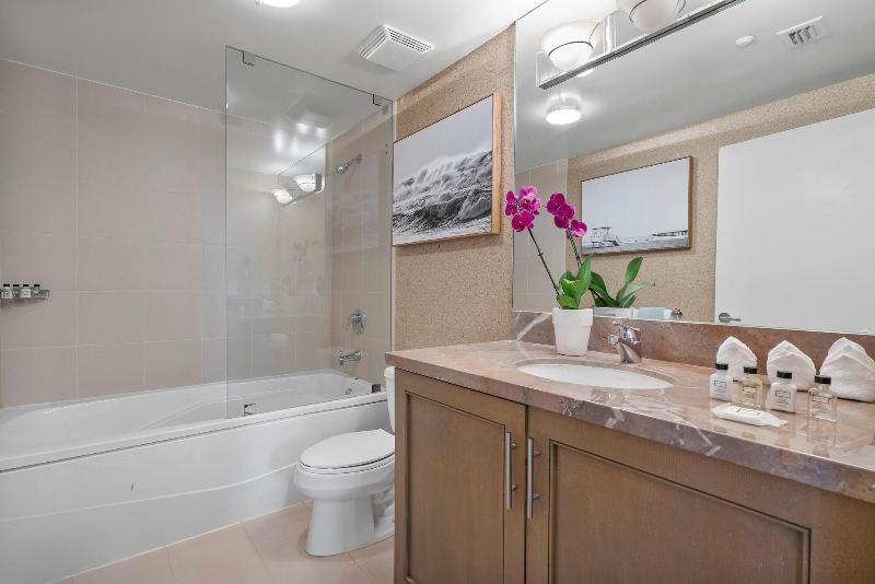 Miami Vacation Rentals Coconut Grove image