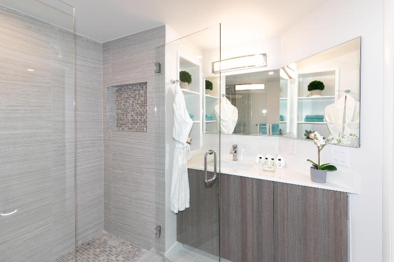 Miami Vacation Rentals Coconut Grove image