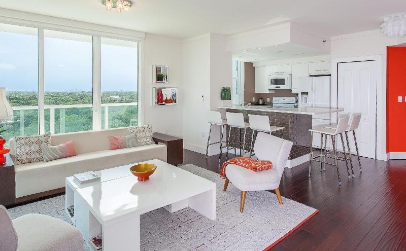 Miami Vacation Rentals Coconut Grove image