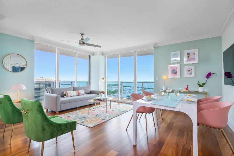 Miami Vacation Rentals Coconut Grove image