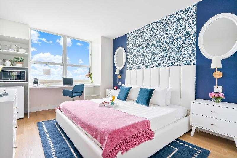 Miami Vacation Rentals Coconut Grove image