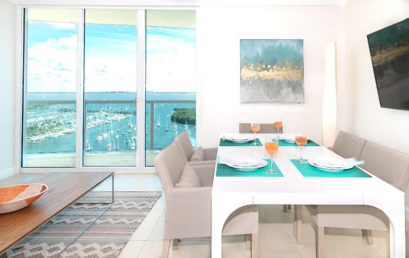 Miami Vacation Rentals Coconut Grove image