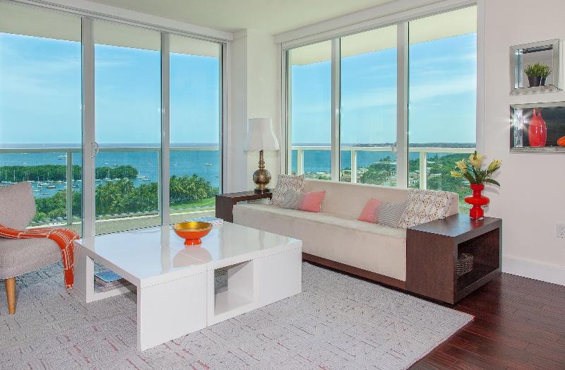 Miami Vacation Rentals Coconut Grove image