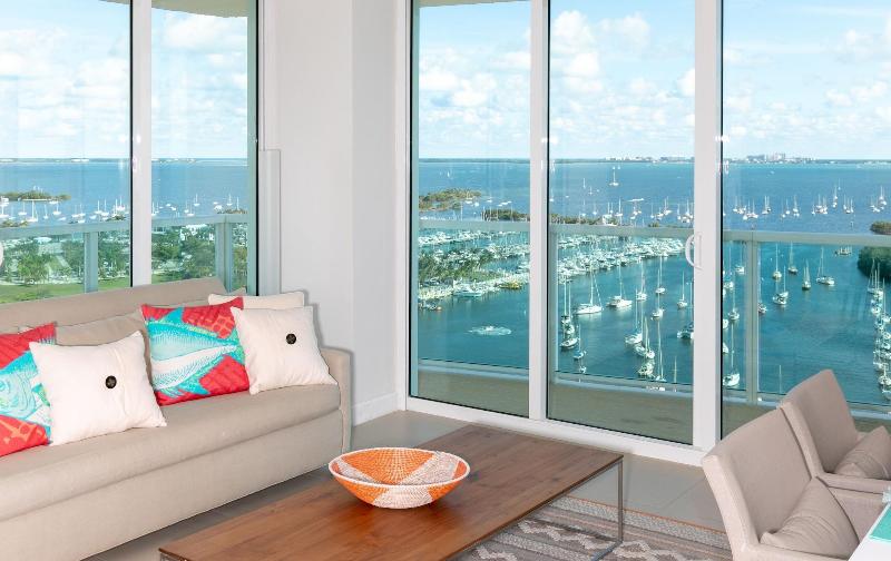 Miami Vacation Rentals Coconut Grove image