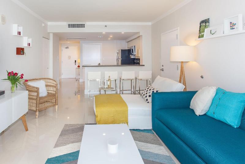 Miami Vacation Rentals Coconut Grove image