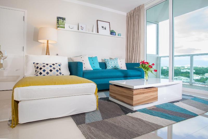 Miami Vacation Rentals Coconut Grove image