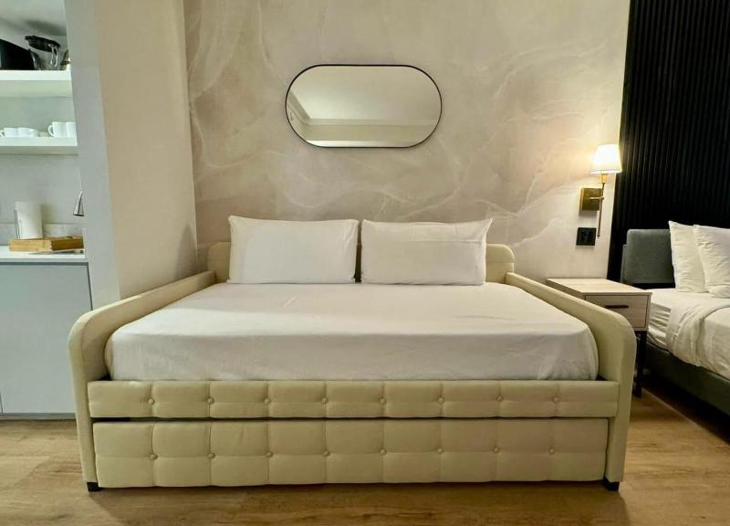 Miami Vacation Rentals Coconut Grove image
