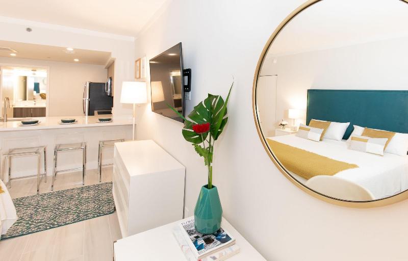 Miami Vacation Rentals Coconut Grove image