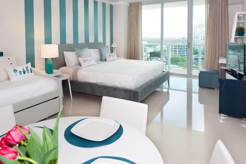 Miami Vacation Rentals Coconut Grove image