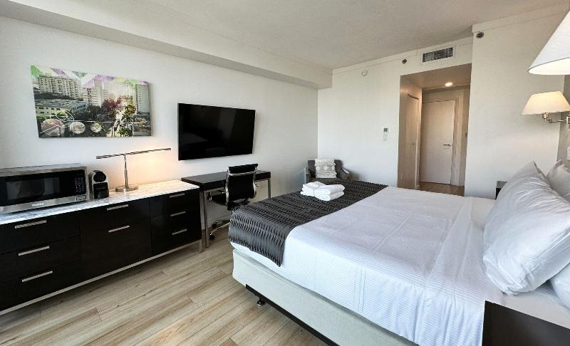 Miami Vacation Rentals Coconut Grove image