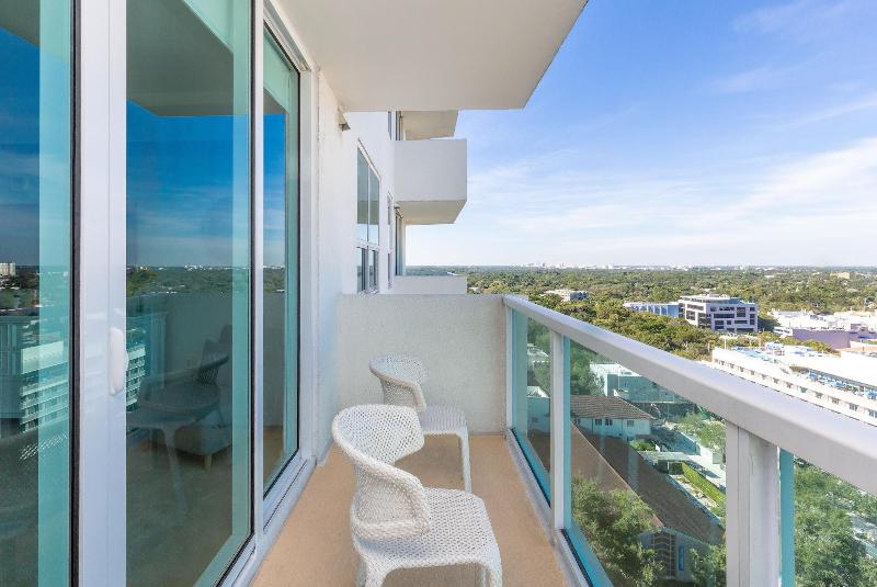 Miami Vacation Rentals Coconut Grove image