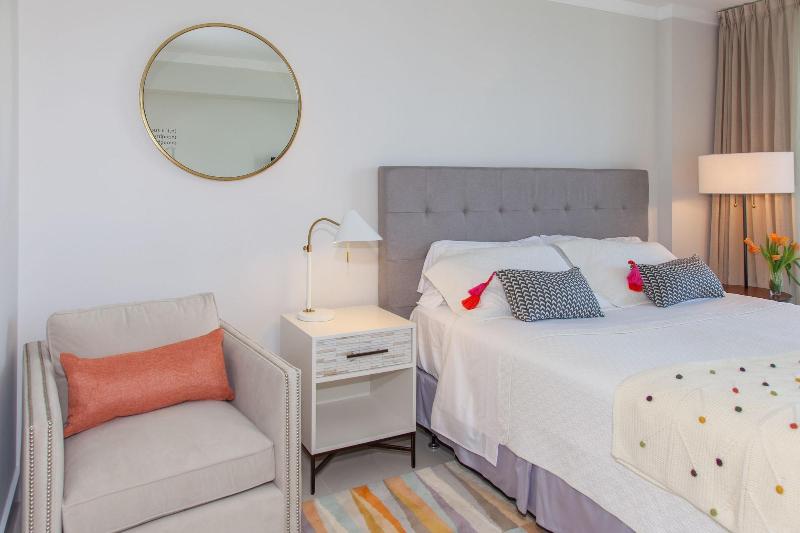 Miami Vacation Rentals Coconut Grove image