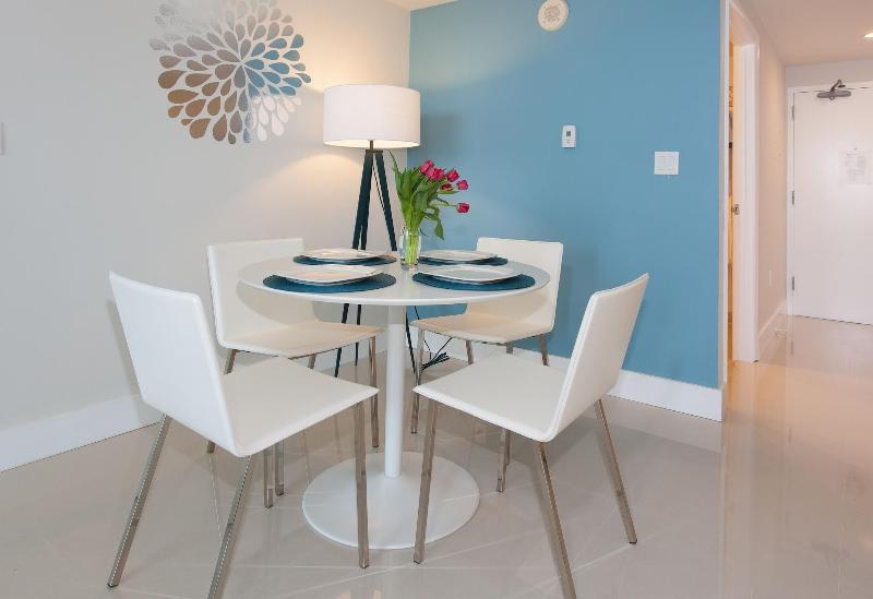 Miami Vacation Rentals Coconut Grove image