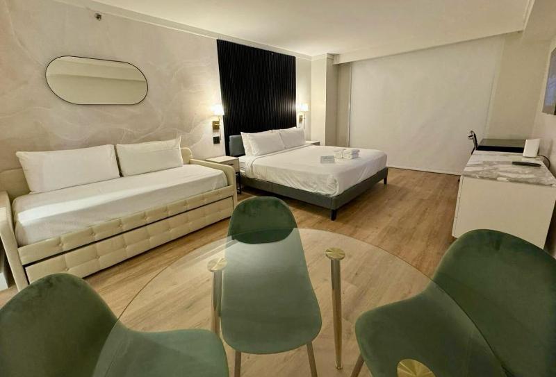 Miami Vacation Rentals Coconut Grove image