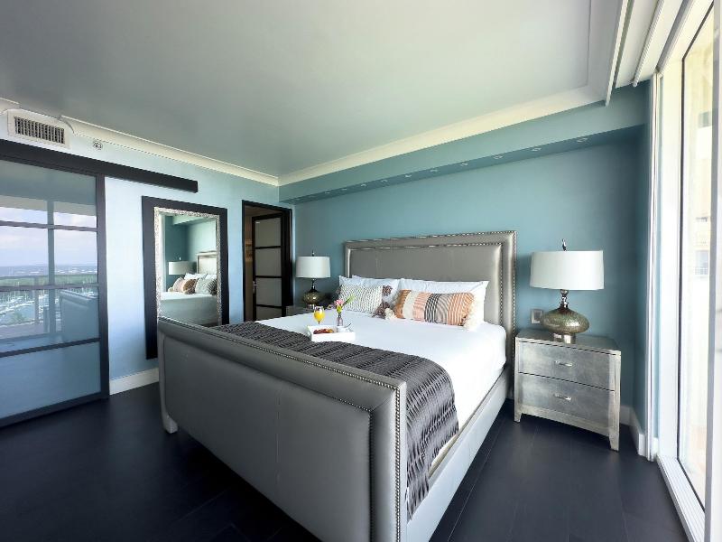 Miami Vacation Rentals Coconut Grove image