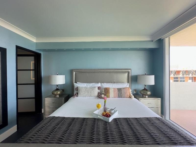 Miami Vacation Rentals Coconut Grove image