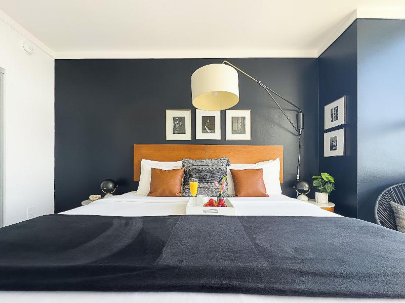 Miami Vacation Rentals Coconut Grove image