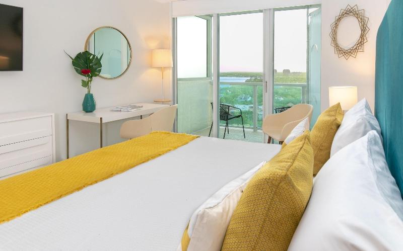 Miami Vacation Rentals Coconut Grove image
