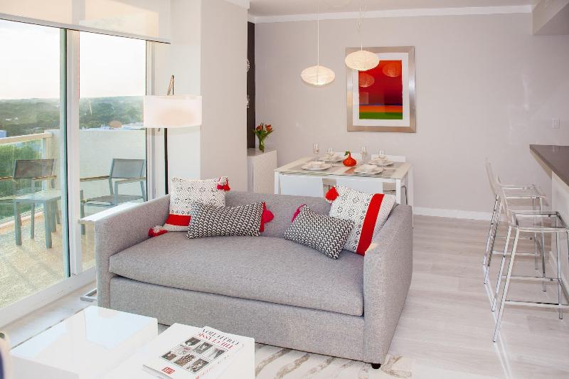 Miami Vacation Rentals Coconut Grove image