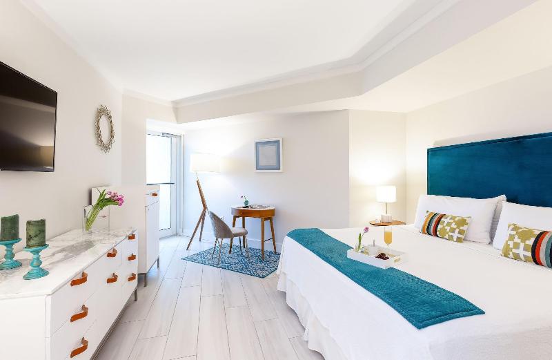 Miami Vacation Rentals Coconut Grove image