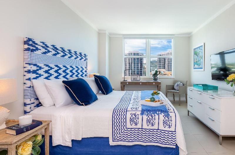 Miami Vacation Rentals Coconut Grove image
