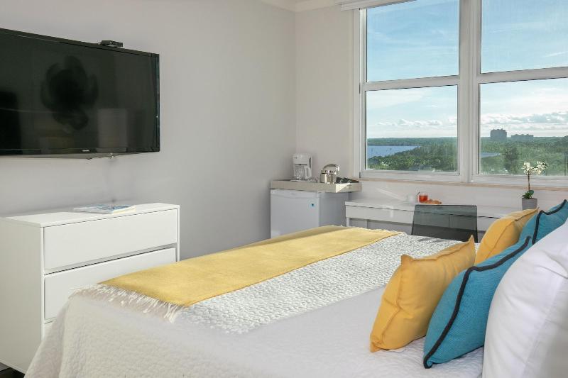 Miami Vacation Rentals Coconut Grove image