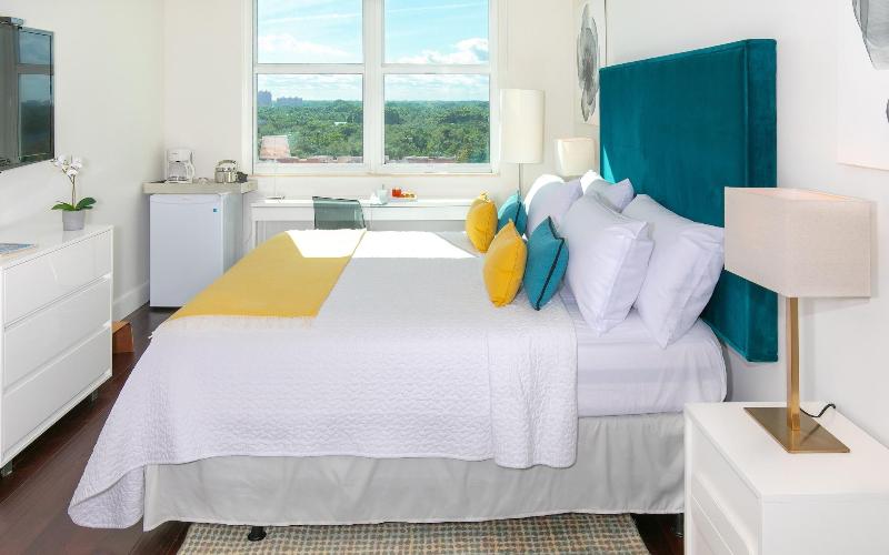 Miami Vacation Rentals Coconut Grove image