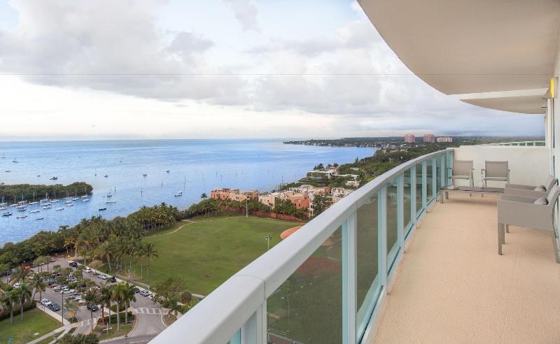 Miami Vacation Rentals Coconut Grove image