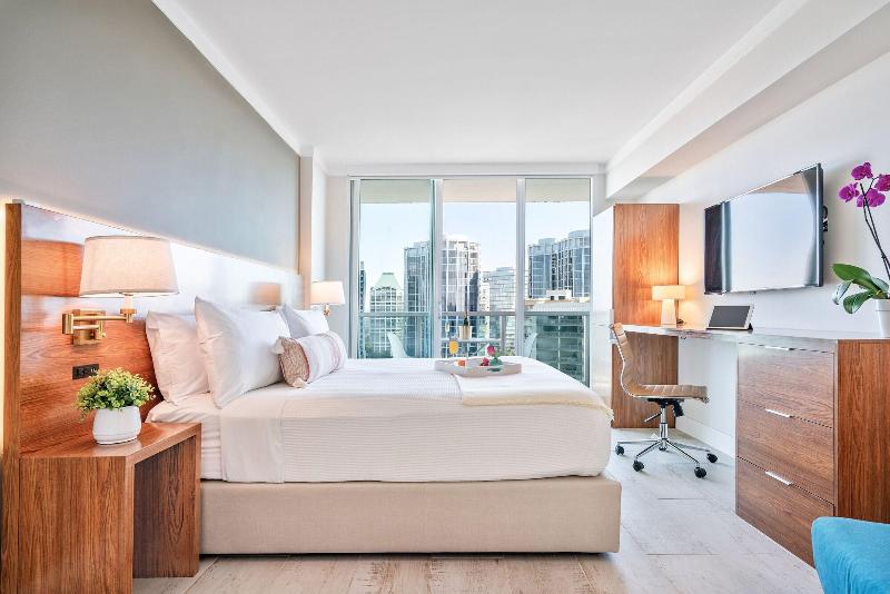 Miami Vacation Rentals Coconut Grove image