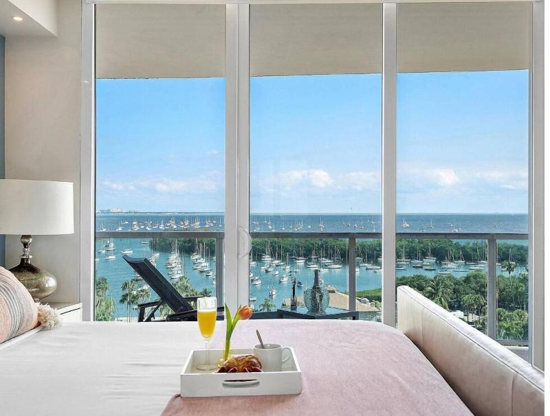 Miami Vacation Rentals Coconut Grove image