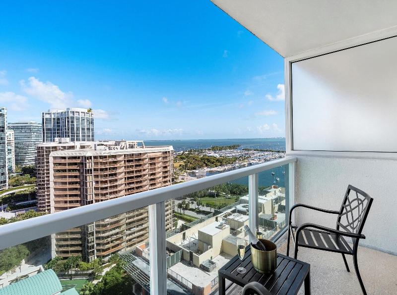 Miami Vacation Rentals Coconut Grove image