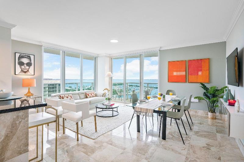 Miami Vacation Rentals Coconut Grove image