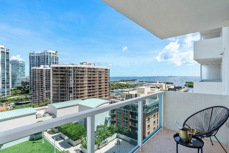 Miami Vacation Rentals Coconut Grove image