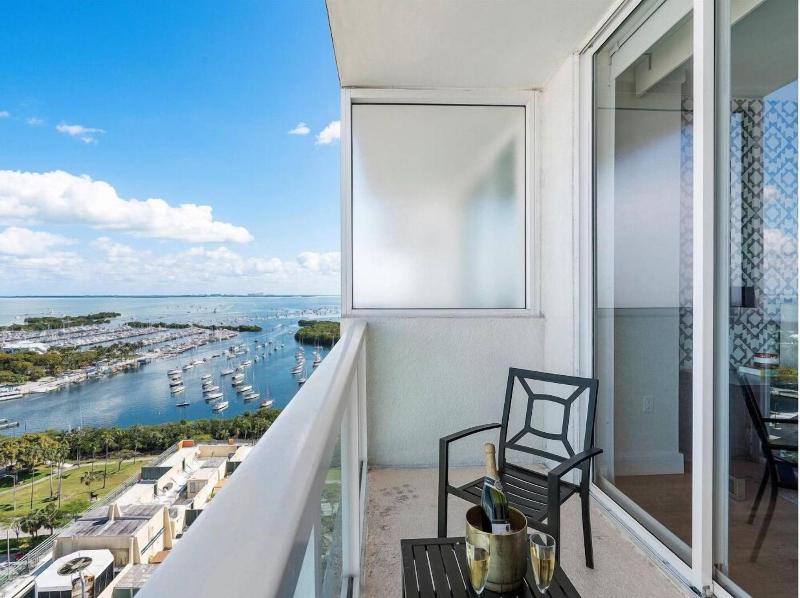 Miami Vacation Rentals Coconut Grove image