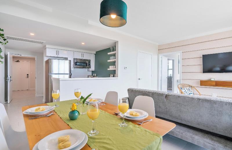 Miami Vacation Rentals Coconut Grove image