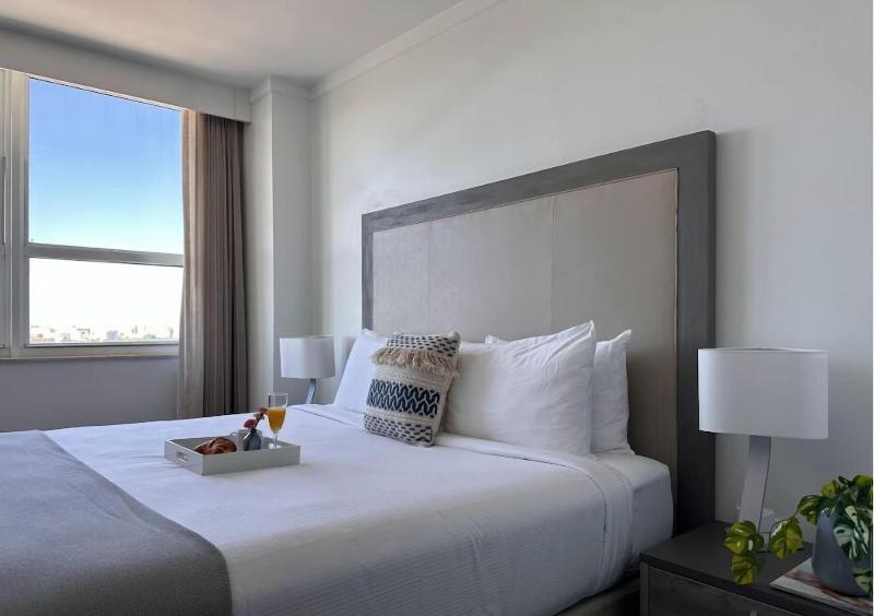 Miami Vacation Rentals Coconut Grove image
