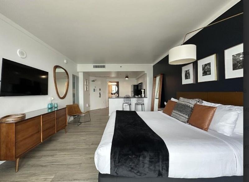Miami Vacation Rentals Coconut Grove image