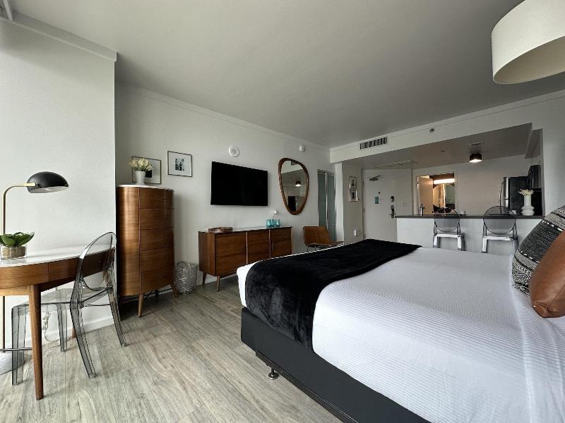 Miami Vacation Rentals Coconut Grove image