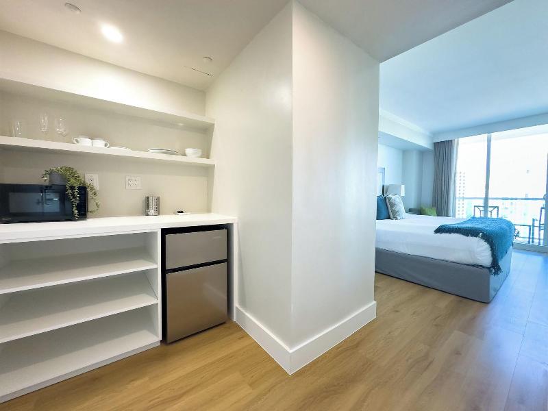 Miami Vacation Rentals Coconut Grove image